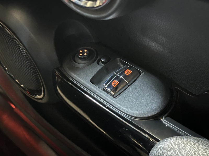 MINI Hatch Cooper S Works - U1240