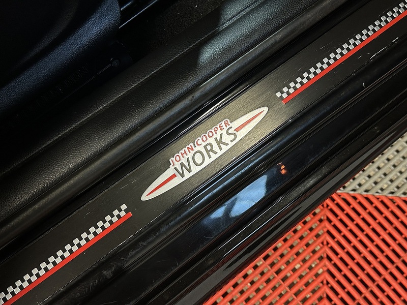 MINI Hatch Cooper S Works - U1240