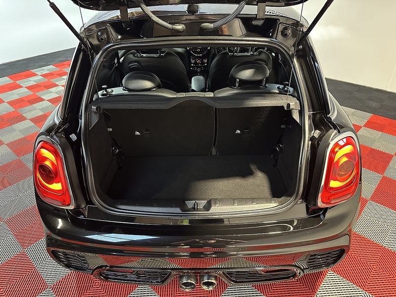 MINI Hatch Cooper S Works - U1240