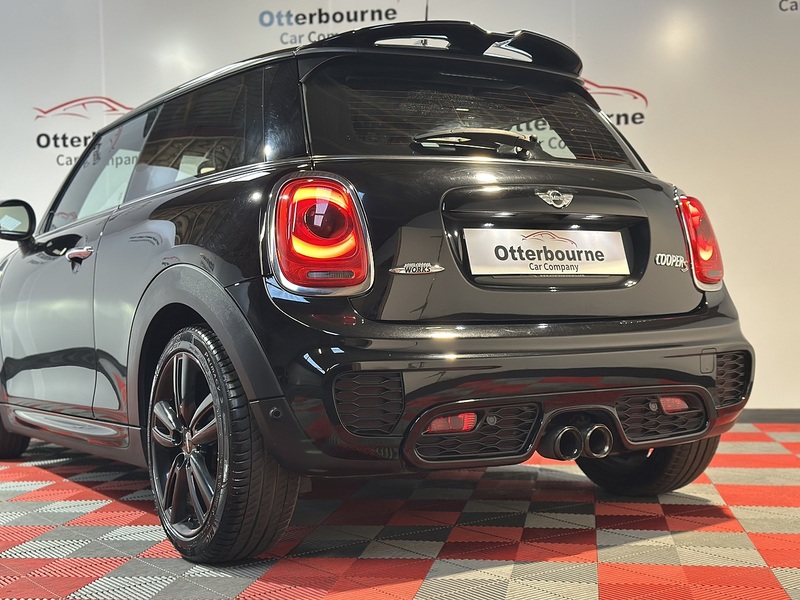 MINI Hatch Cooper S Works - U1240