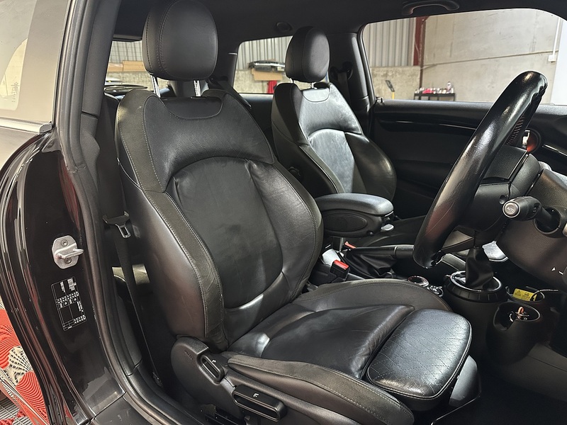 MINI Hatch Cooper S Works - U1240