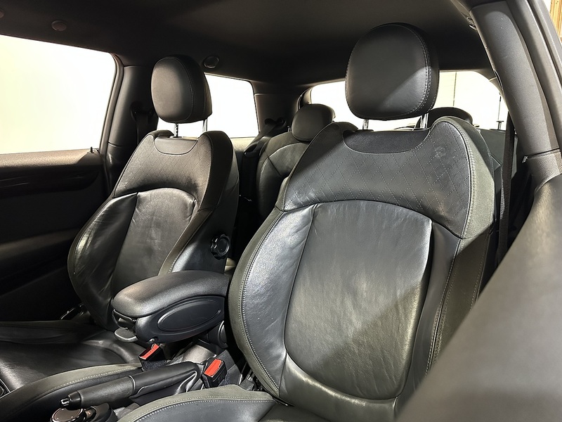 MINI Hatch Cooper S Works - U1240