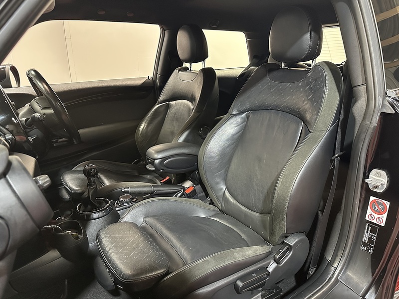 MINI Hatch Cooper S Works - U1240