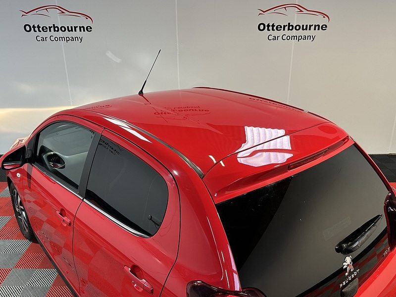 Peugeot 108 PureTech Allure - U1242