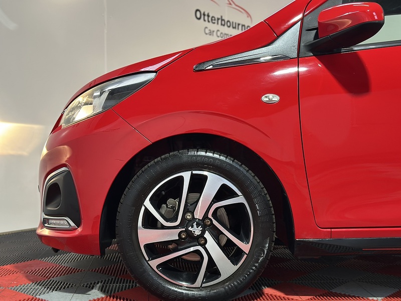 Peugeot 108 PureTech Allure - U1242