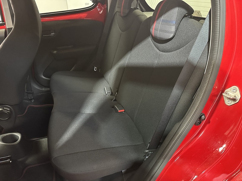 Peugeot 108 PureTech Allure - U1242