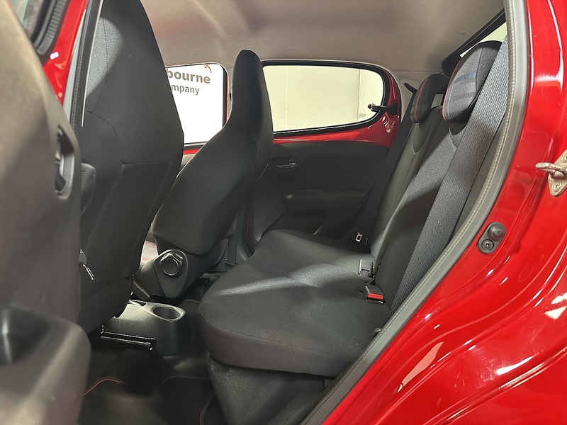 Peugeot 108 PureTech Allure - U1242