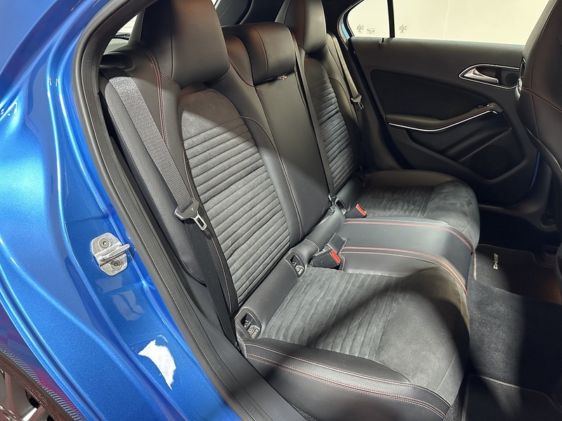 Mercedes-Benz A Class A200 AMG Sport - U1243