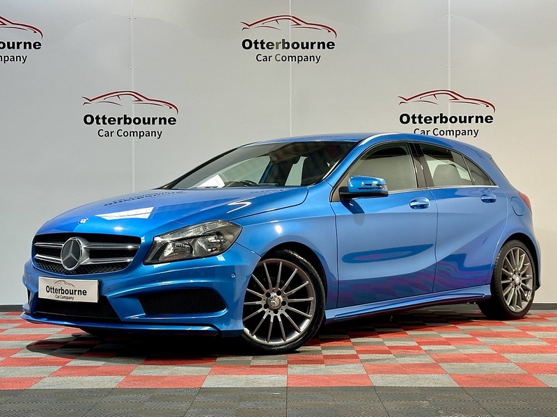 Mercedes-Benz A Class A200 AMG Sport - U1243