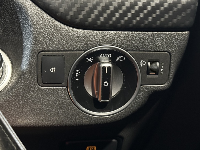 Mercedes-Benz A Class A200 AMG Sport - U1243