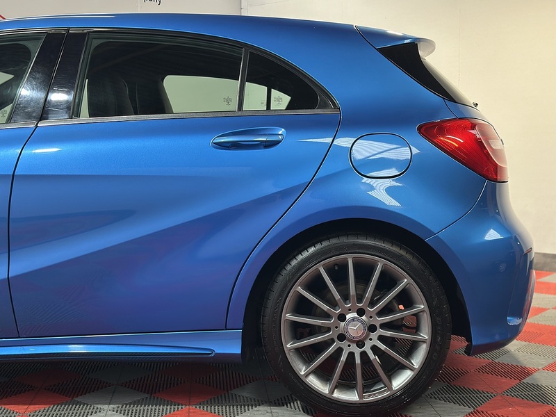 Mercedes-Benz A Class A200 AMG Sport - U1243