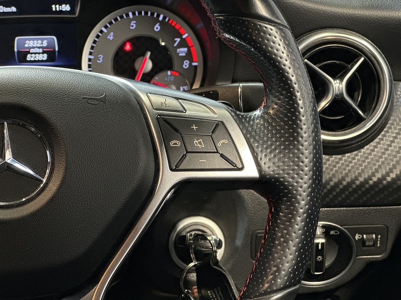 Mercedes-Benz A Class A200 AMG Sport - U1243