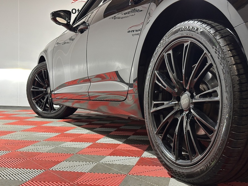 Audi A6 Avant TDI Sport - U1244