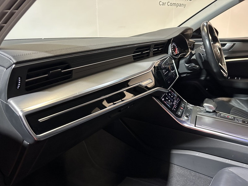 Audi A6 Avant TDI Sport - U1244