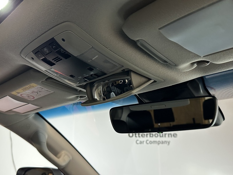 Toyota Land Cruiser D Invincible - U1245