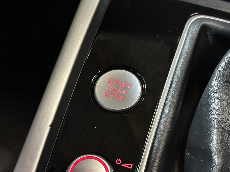 Audi A6 Saloon TDI ultra S line - U1252