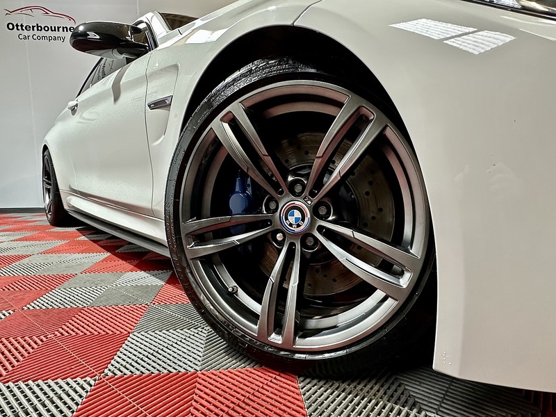 BMW M4 BiTurbo - U1253