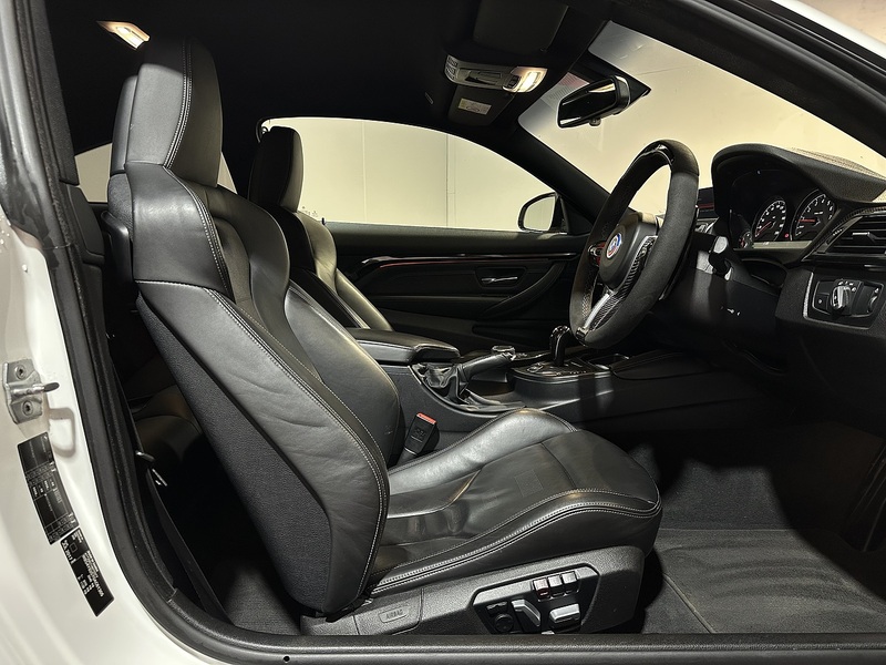 BMW M4 BiTurbo - U1253