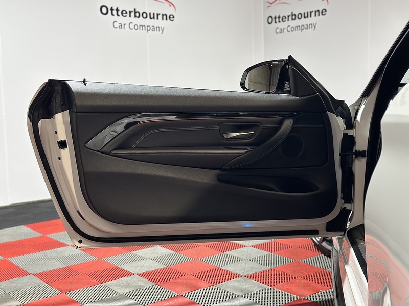 BMW M4 BiTurbo - U1253