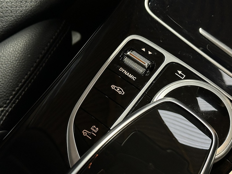 Mercedes-Benz C Class C350e Sport - U1259