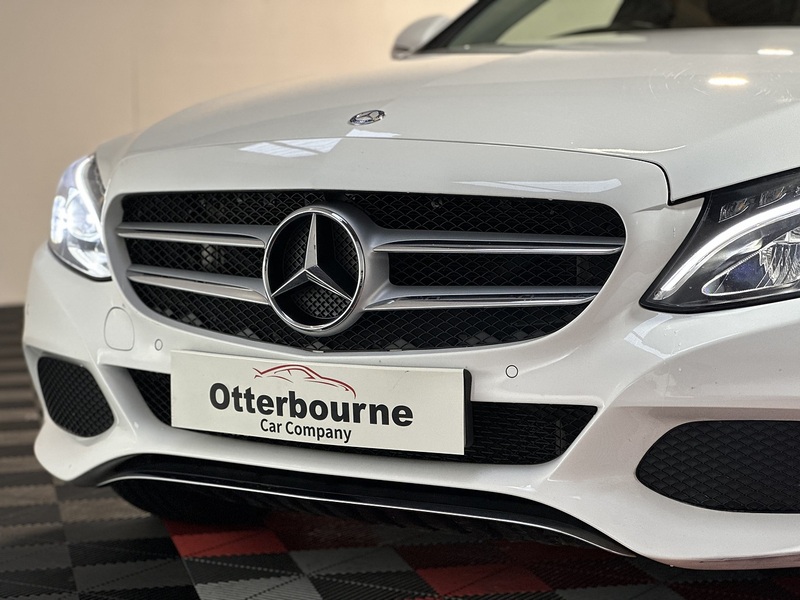 Mercedes-Benz C Class C350e Sport - U1259