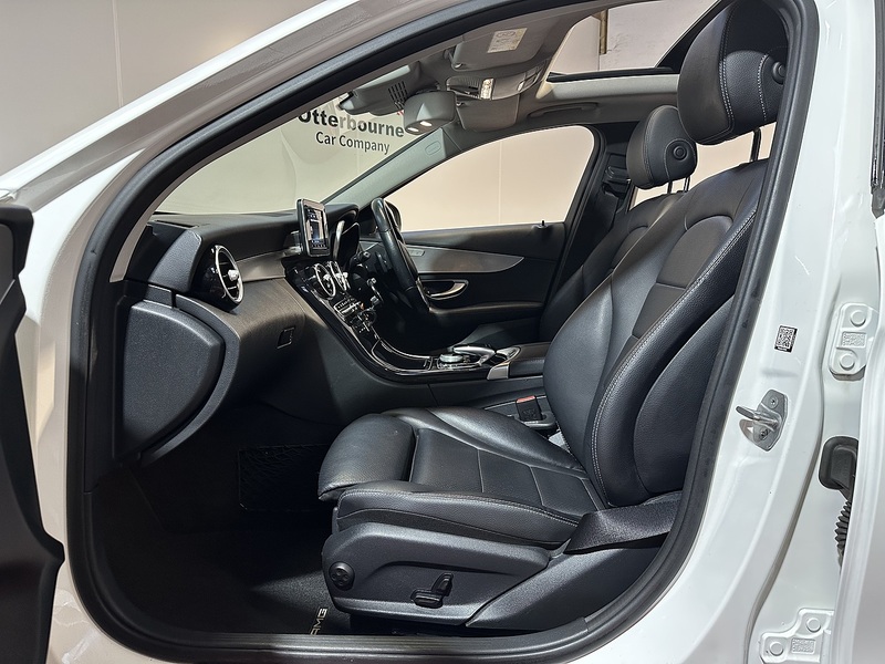 Mercedes-Benz C Class C350e Sport - U1259