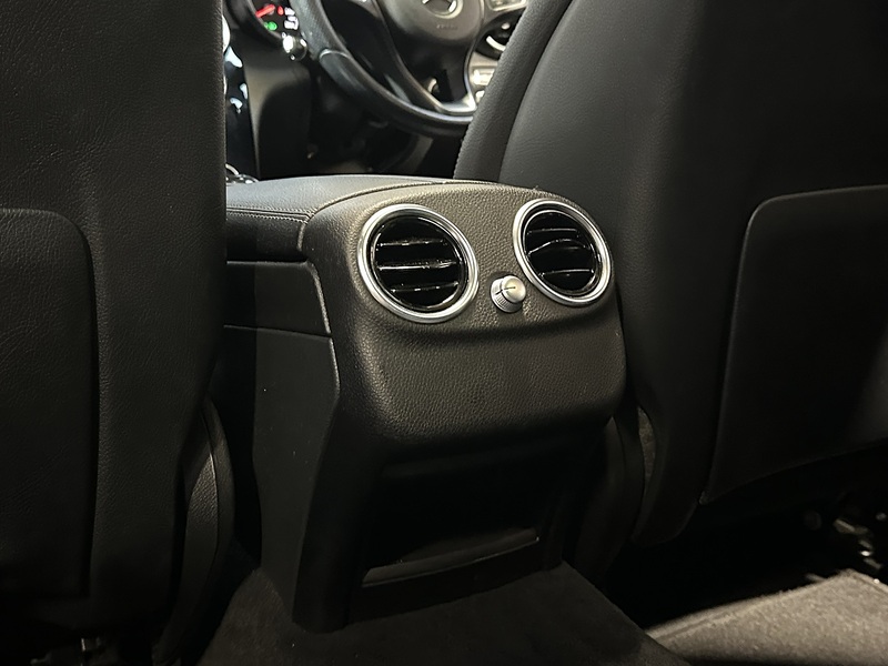 Mercedes-Benz C Class C350e Sport - U1259