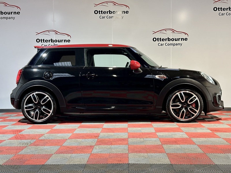 MINI Hatch John Cooper Works - U1260