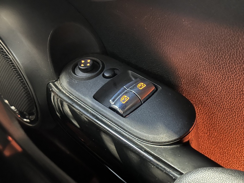 MINI Hatch John Cooper Works - U1260