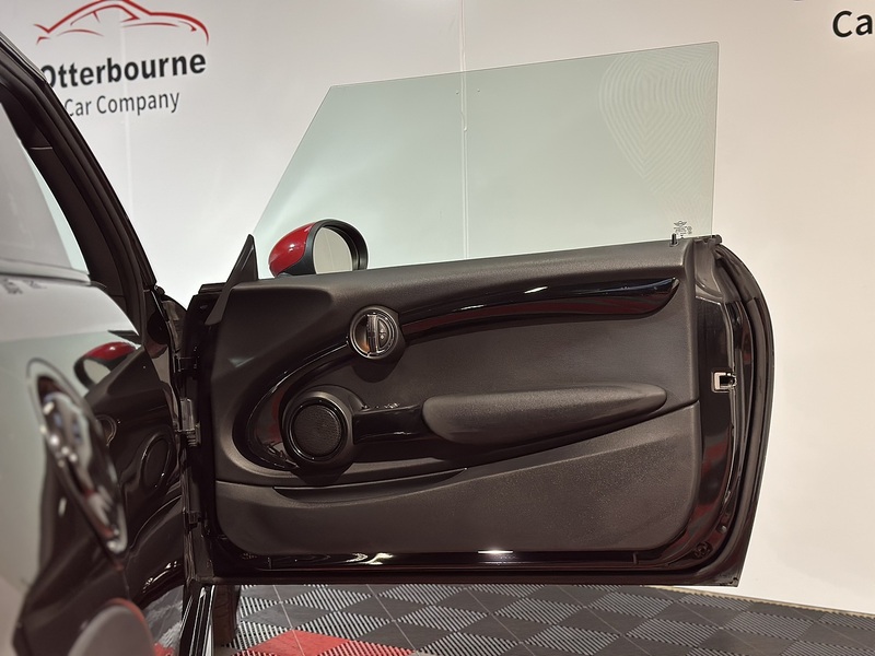 MINI Hatch John Cooper Works - U1260