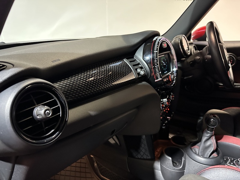 MINI Hatch John Cooper Works - U1260