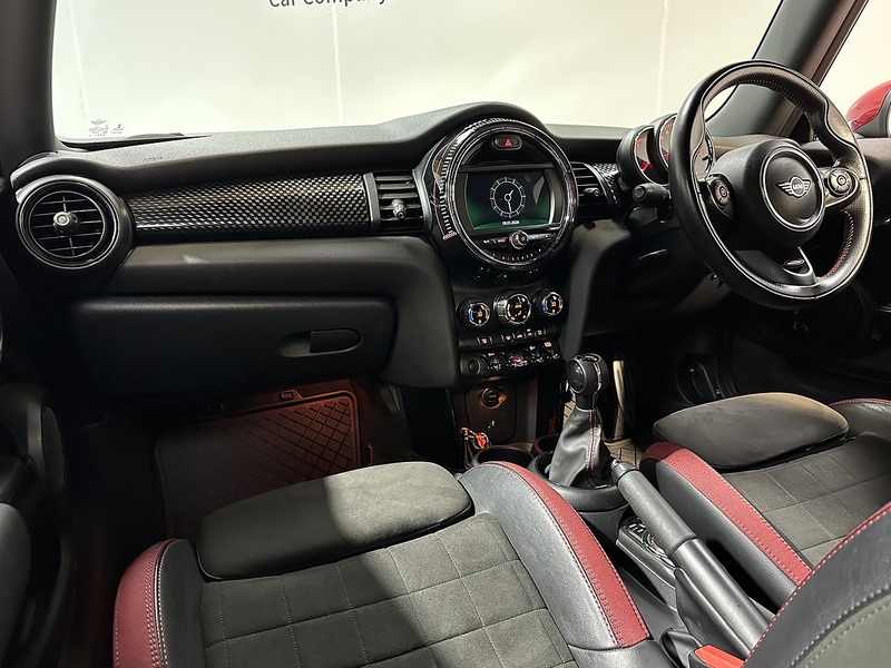 MINI Hatch John Cooper Works - U1260