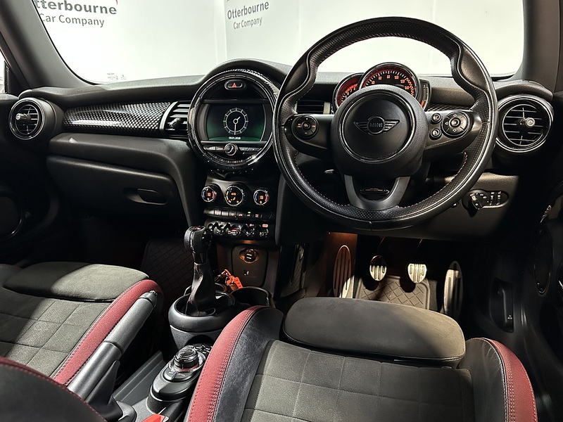 MINI Hatch John Cooper Works - U1260