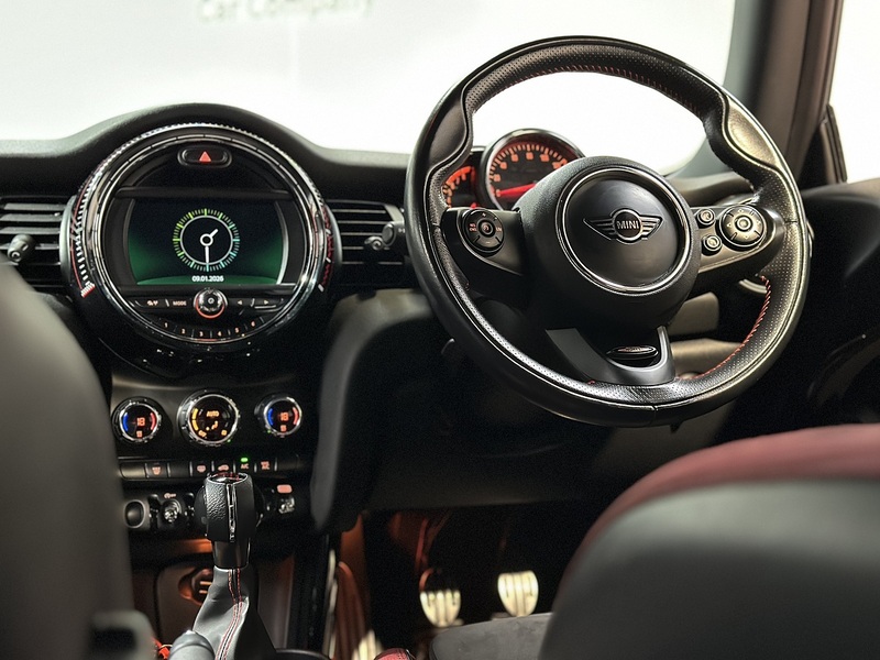 MINI Hatch John Cooper Works - U1260