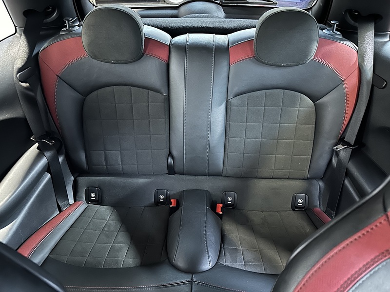 MINI Hatch John Cooper Works - U1260