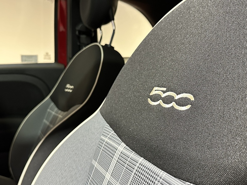 Fiat 500 MHEV Lounge - U1263