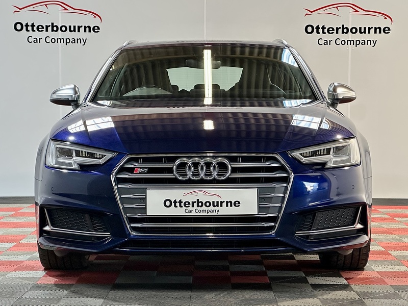 Audi S4 Avant TFSI V6 - U1264