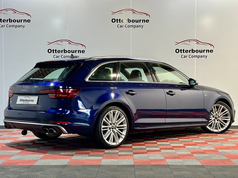 Audi S4 Avant TFSI V6 - U1264