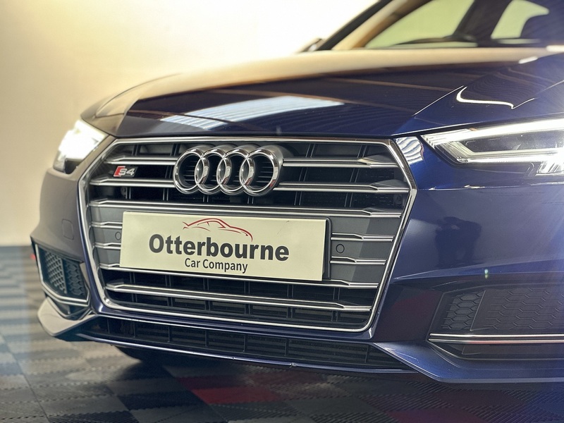 Audi S4 Avant TFSI V6 - U1264