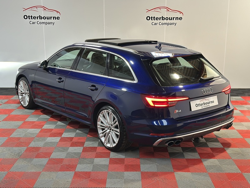 Audi S4 Avant TFSI V6 - U1264