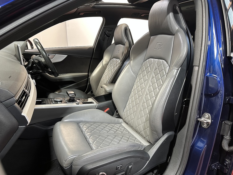 Audi S4 Avant TFSI V6 - U1264