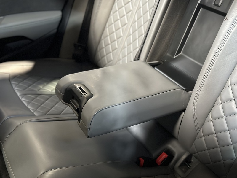 Audi S4 Avant TFSI V6 - U1264