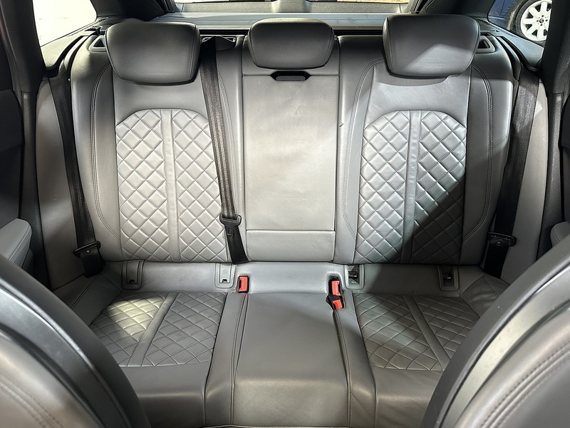 Audi S4 Avant TFSI V6 - U1264