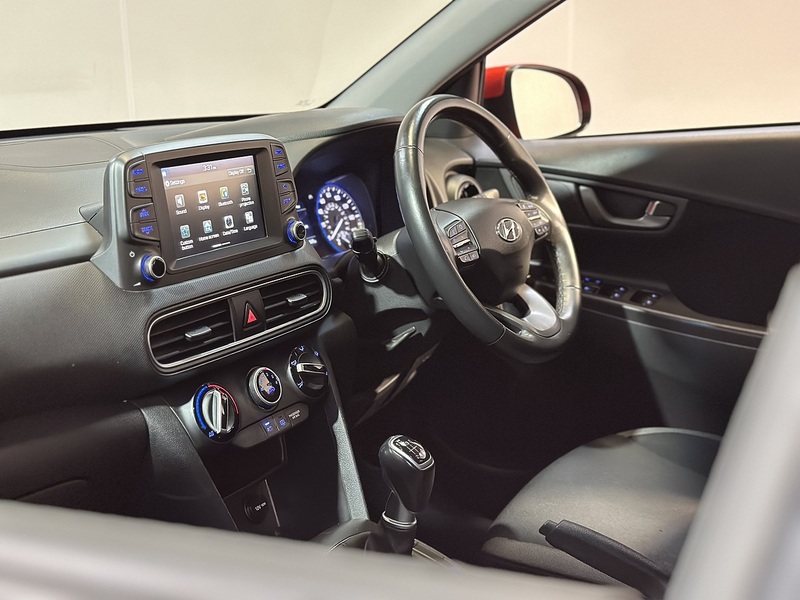 Hyundai KONA T-GDi SE - U1265