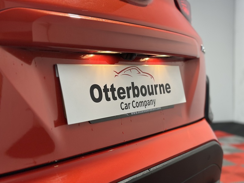 Hyundai KONA T-GDi SE - U1265