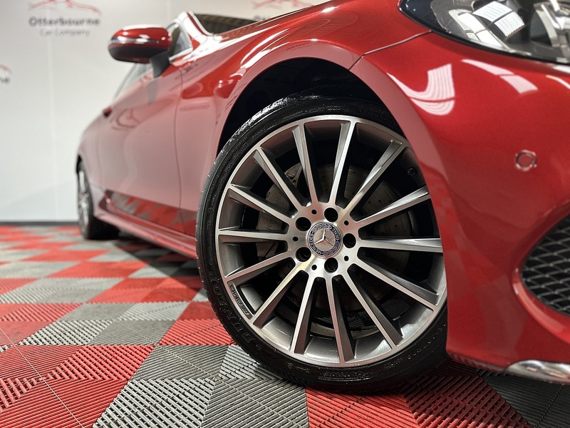 Mercedes-Benz C Class C300 AMG Line - U1268