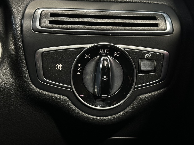 Mercedes-Benz C Class C300 AMG Line - U1268