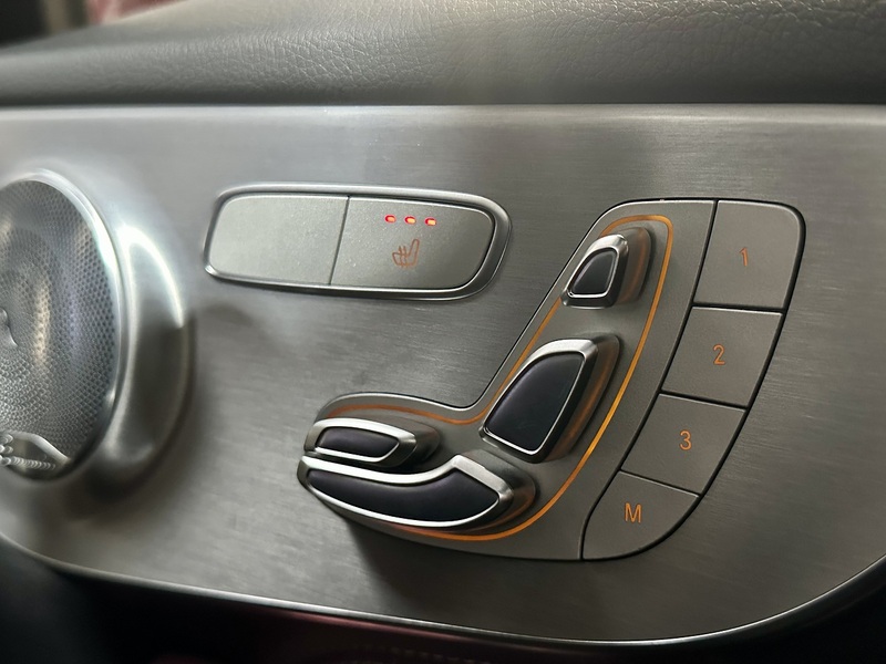 Mercedes-Benz C Class C300 AMG Line - U1268