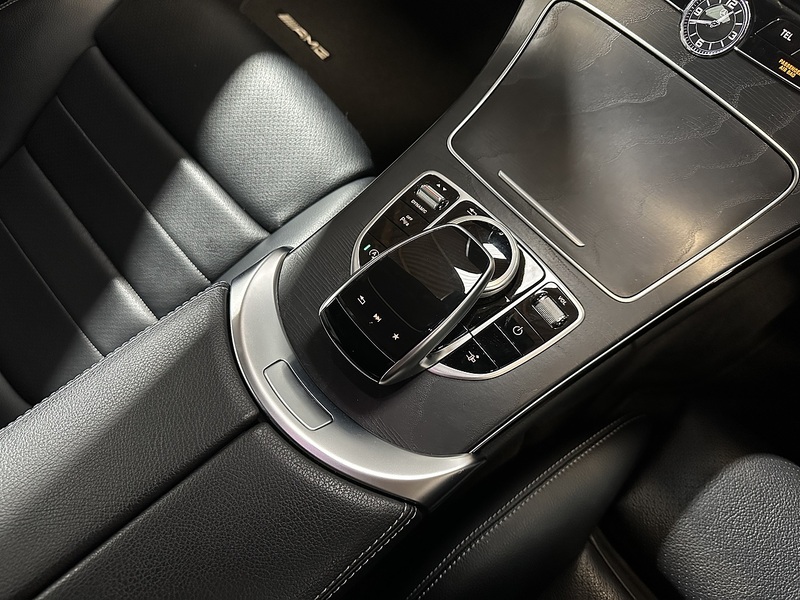 Mercedes-Benz C Class C300 AMG Line - U1268