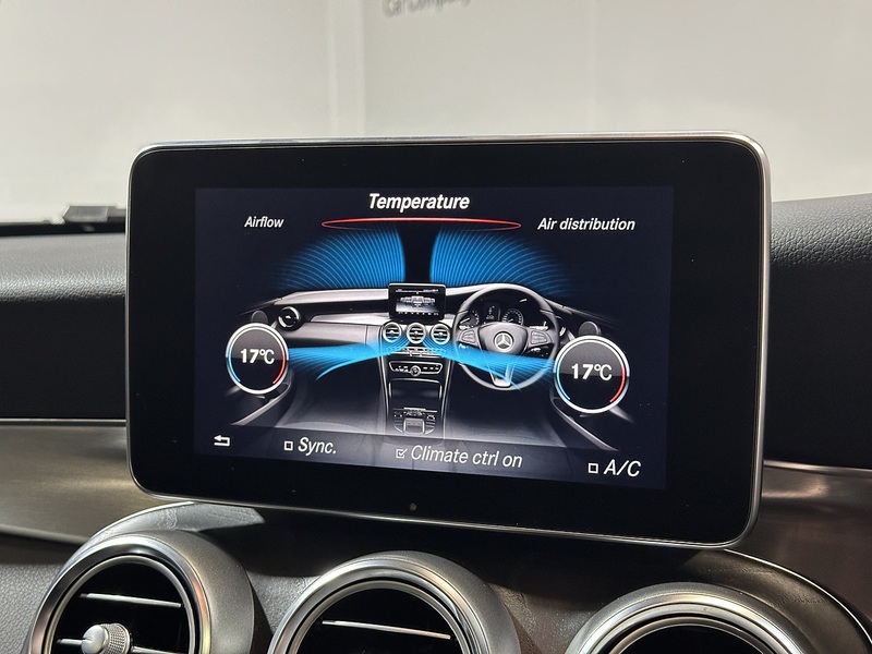 Mercedes-Benz C Class C300 AMG Line - U1268